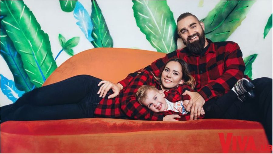 Сім'я The Hardkiss у повному складі: Юлія Саніна показала зворушливі фото з сином