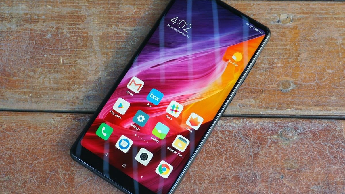 Смартфон Xiaomi обійшов Galaxy S8 і iPhone 8 по автономності - фото 1