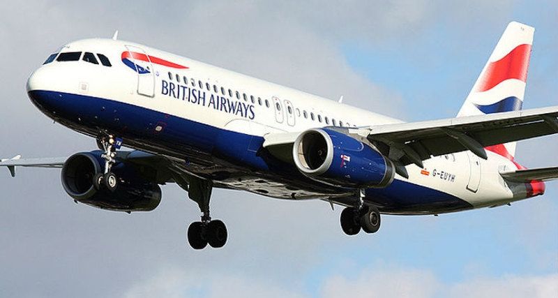 У Канаді авіалайнер зіткнувся з безпілотником