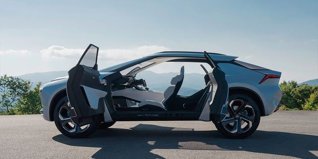 Як виглядає новенький електрокросовер Mitsubishi Evolution - фото 204706