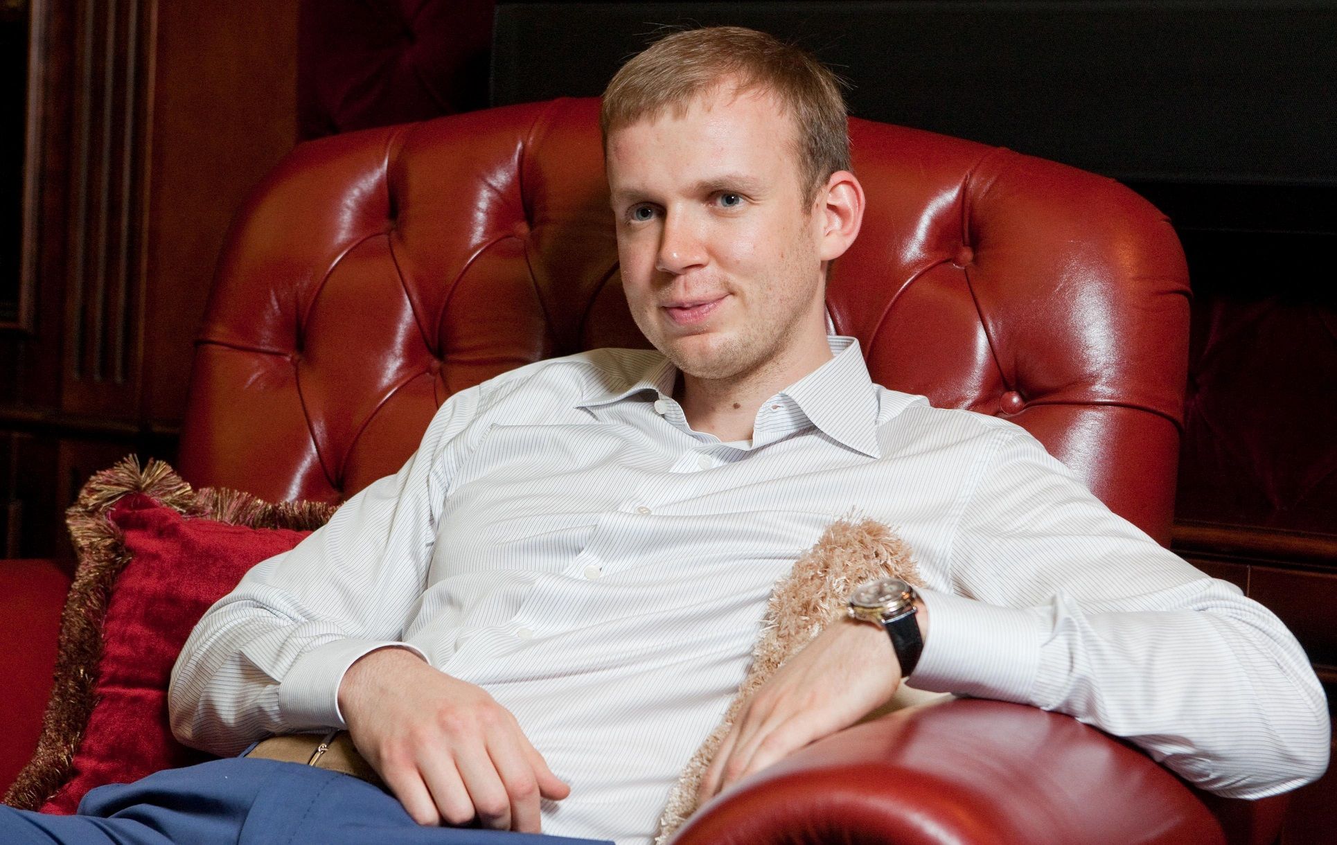 Мінус Авторадіо і Ретро ФМ. Нацрада анулює всі ліцензії радіостанцій Курченка