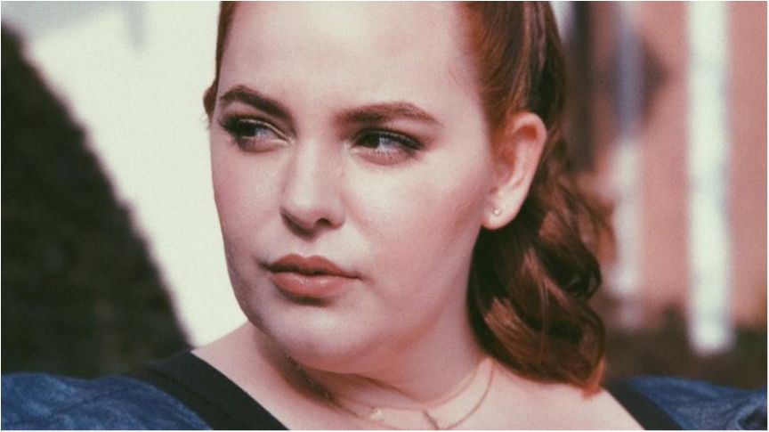 Модель показала, на що перетворилося її обличчя після гормонів