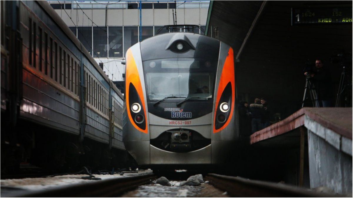 Укрзалізниця збільшить швидкість руху поїздів