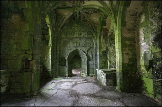 Ви не повірите! Ось як виглядає найкращий туристичний об'єкт Європи - фото 205809