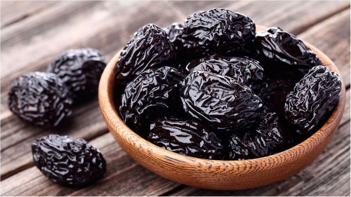 Названо нову несподівану властивість чорносливу