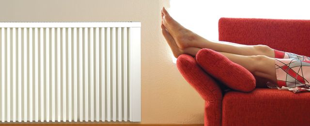 Опалювальний сезон: хто платитиме менше - фото 199425