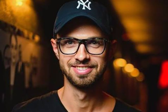 Ведучий "Орла і решки" потрапив в аварію у Києві