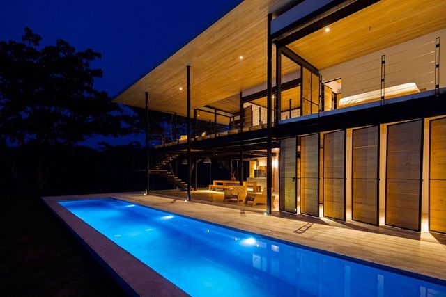 На березі океану: як виглядає дім мрії у Коста-Ріці - фото 202957