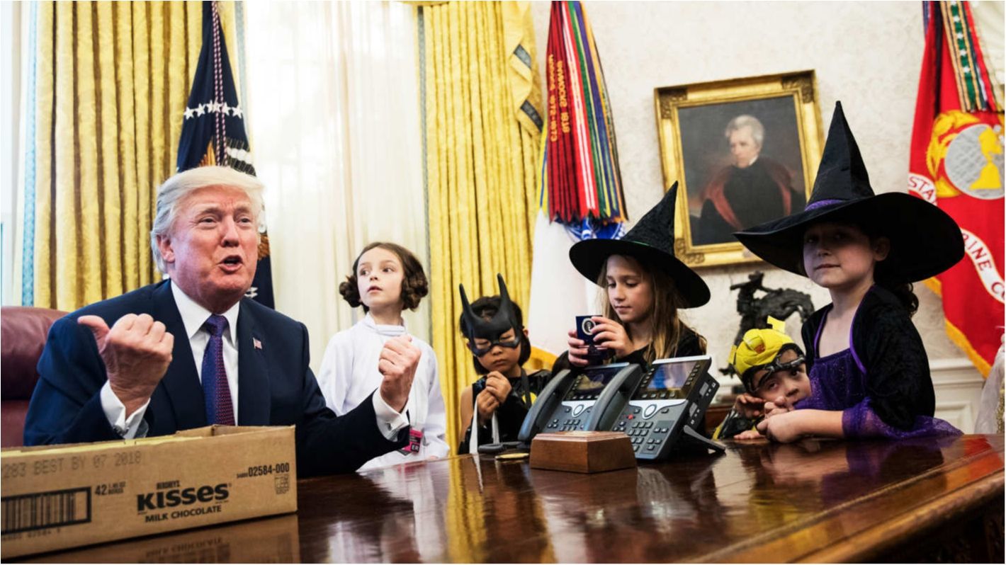 Як Трамп із дружиною відзначили Хелловін у Білому домі