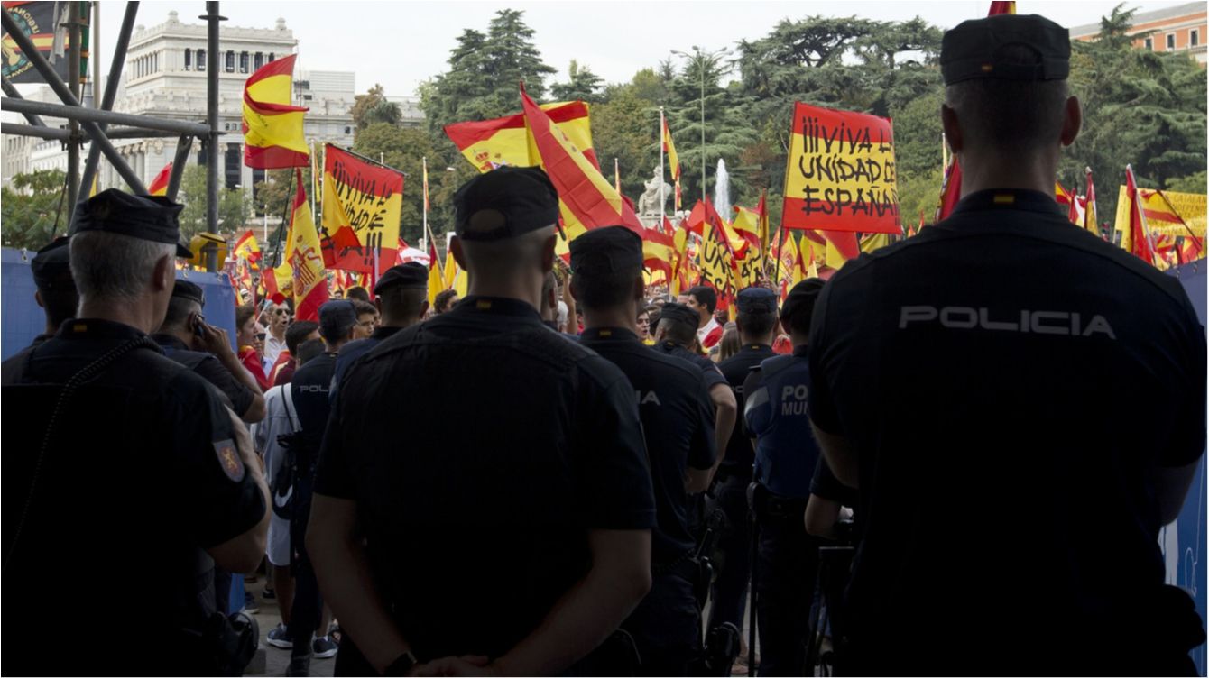 Референдум у Каталонії: почалися криваві сутички з поліцією