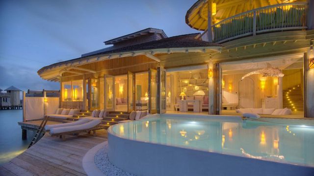 Як виглядає найбільш розкішний курорт на Мальдівах: ефектні фото - фото 209048