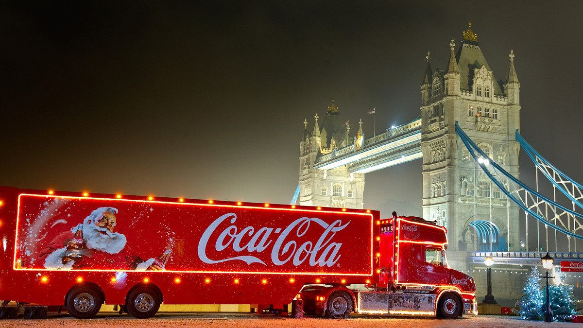 У Британії хочуть заборонити новорічну вантажівку Coca-Cola - фото 1