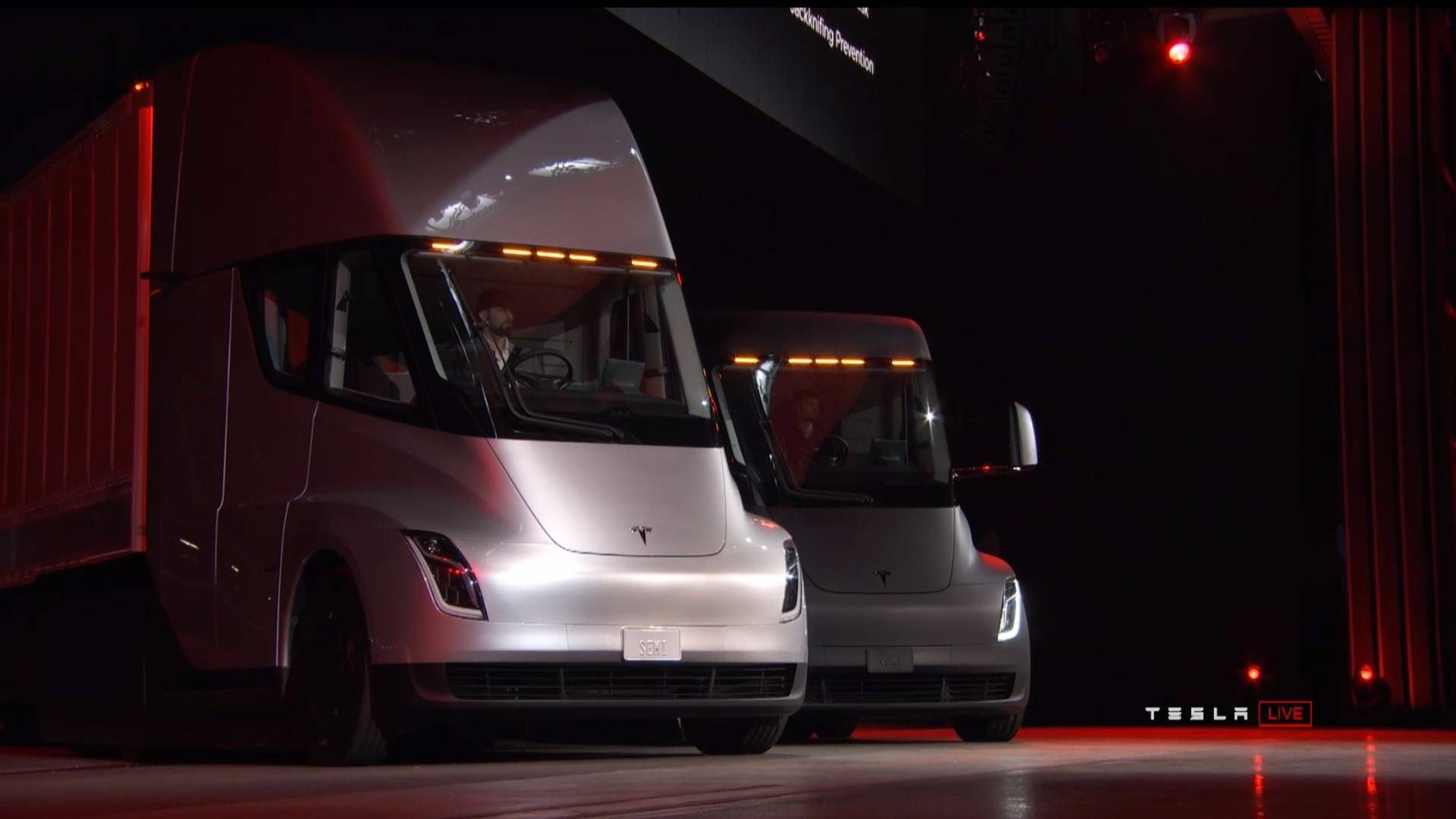 Tesla Semi: Названа орієнтовна вартість вантажівки