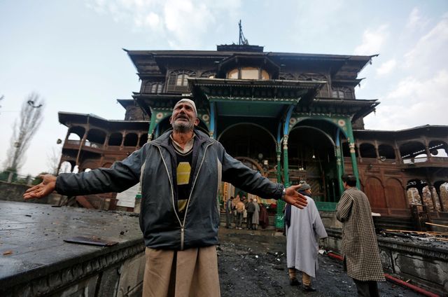 Як виглядають звичайні будні в Індії: вражаючі фото - фото 211312