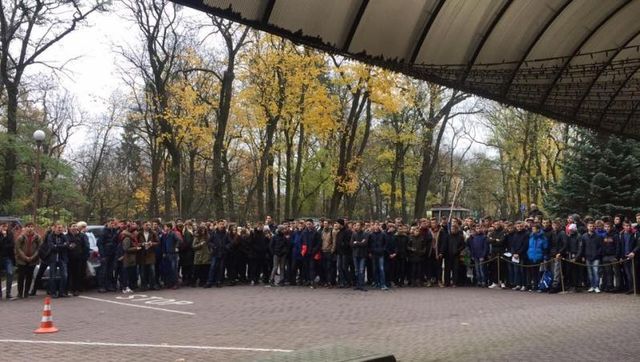 Збірна України викликала шалений ажіотаж у Львові - фото 207965