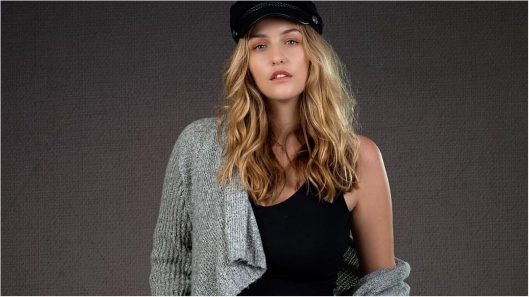 Знайомтеся, це – сестра Белли і Джіджі Хадід, і вона також підкорює світ моди!