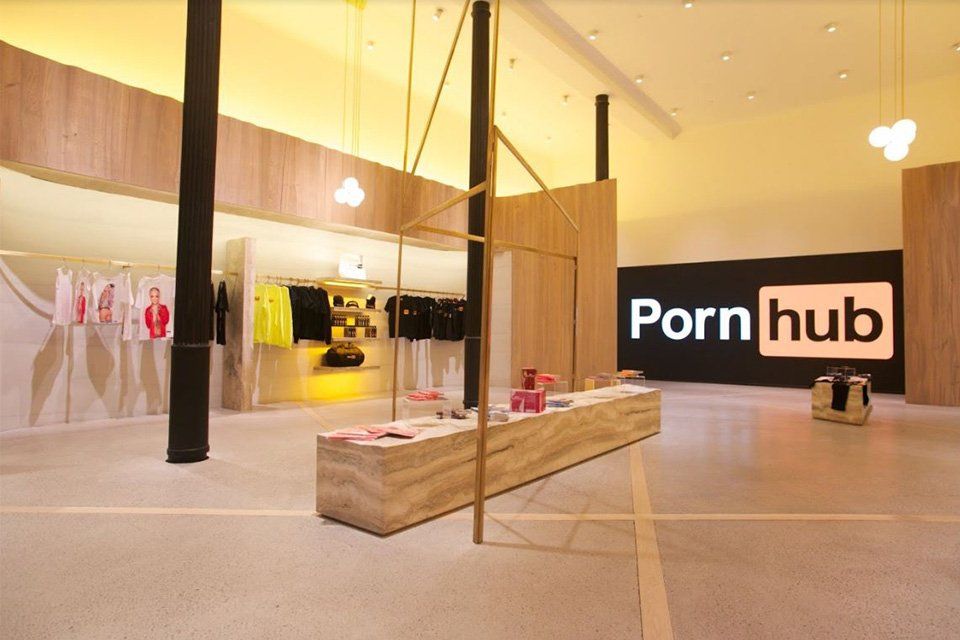 Як виглядає магазин PornHub в Нью-Йорку
