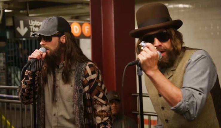 Як Maroon 5 таємно виступили у метро Нью-Йорка: відеофакт