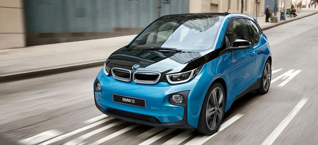 BMW відкликає всі електрокари i3 через невисоких жінок - фото 210493