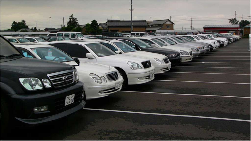 Імпорт старих авто виріс у шість разів