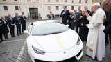 Lamborghini Папи Римського виставлять на аукціон