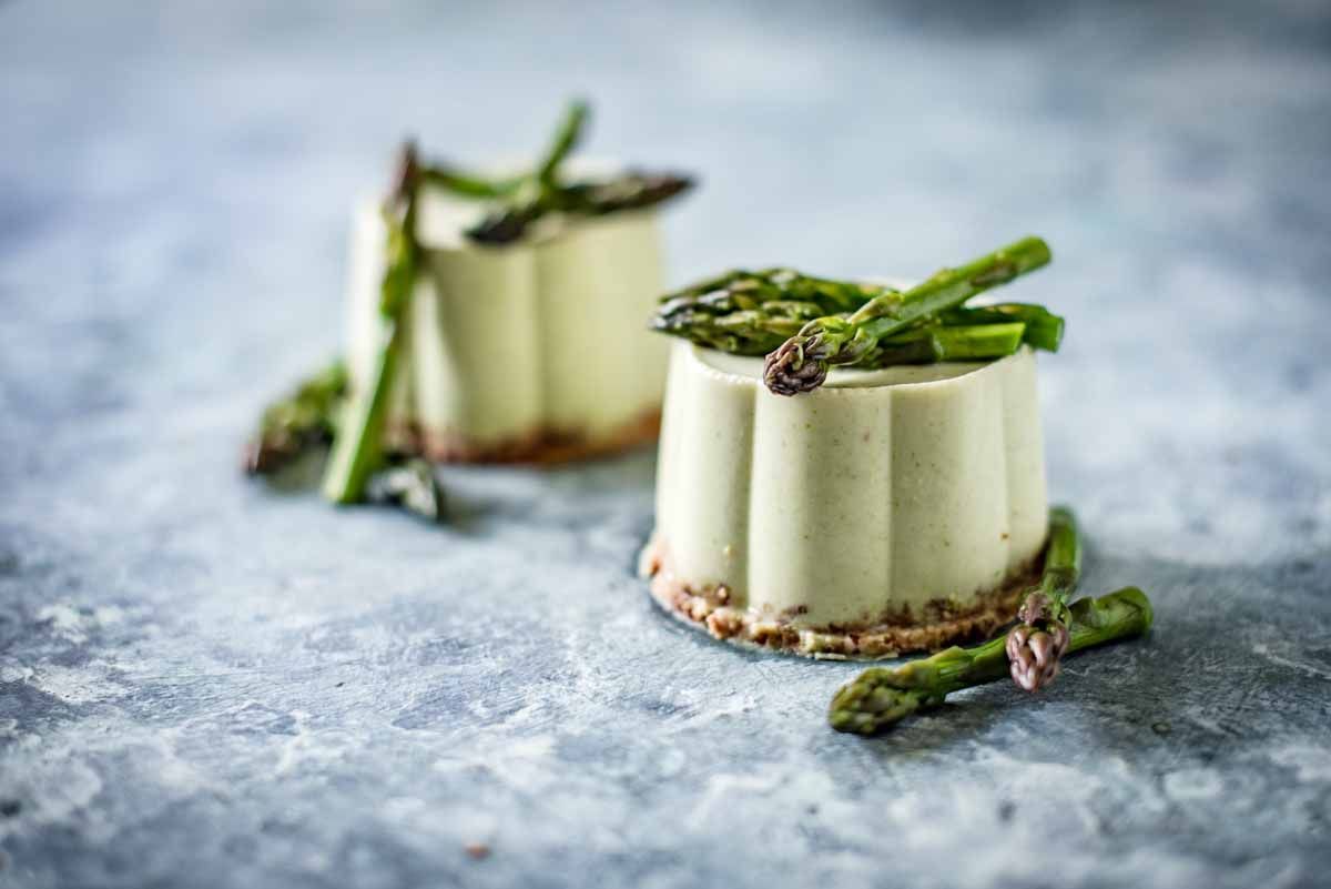 П'ять причин додати до свого раціону спаржу