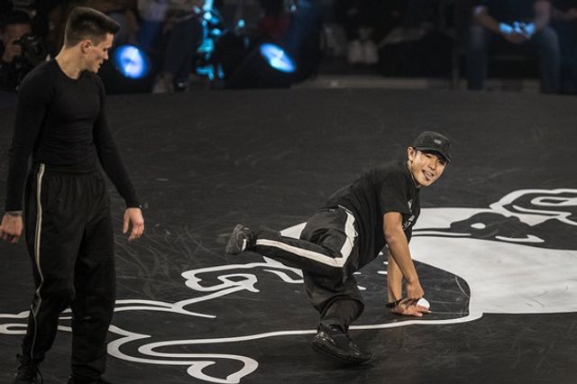 Названо переможця Світового Фіналу з брейкингу - фото 207271