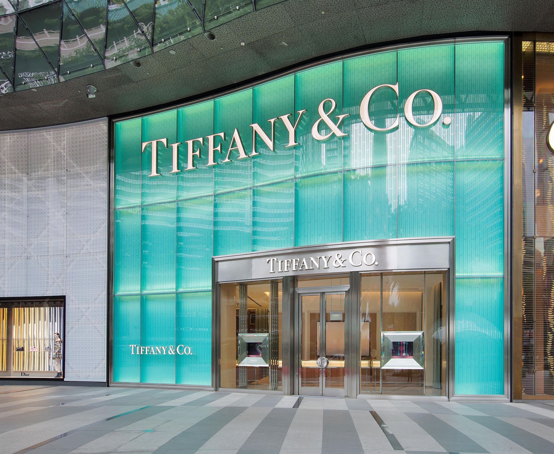 Як у кіно! В Tiffany & Co тепер можна поснідати