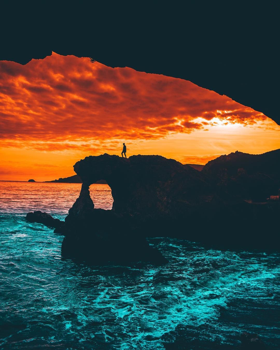 На межі з реальністю: неймовірні пейзажі, від яких перехоплює дух