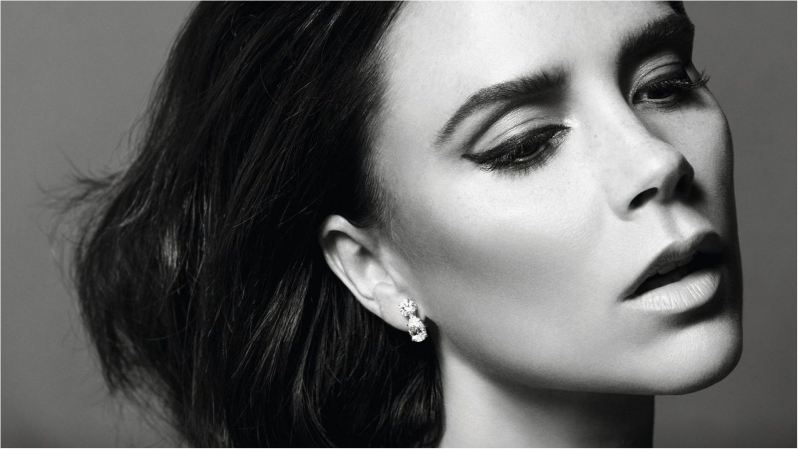 Вікторія Бекхем розвеселила шанувальників новим образом