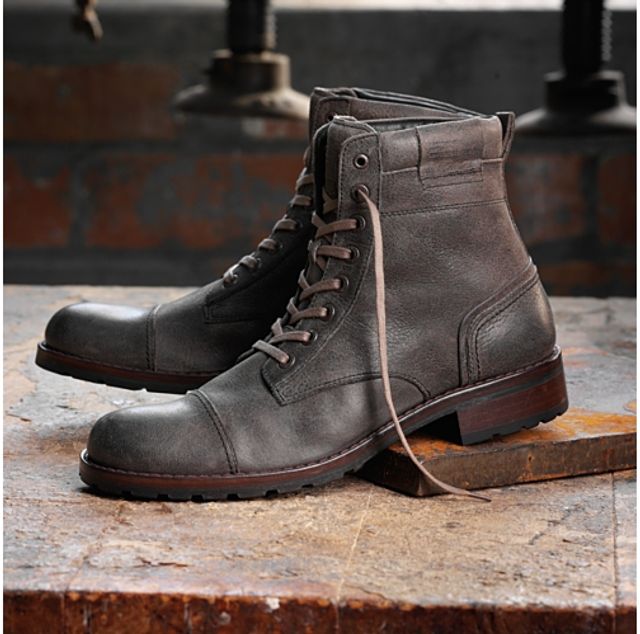 Гід по стилю. Як підібрати осіннє взуття - фото 206315