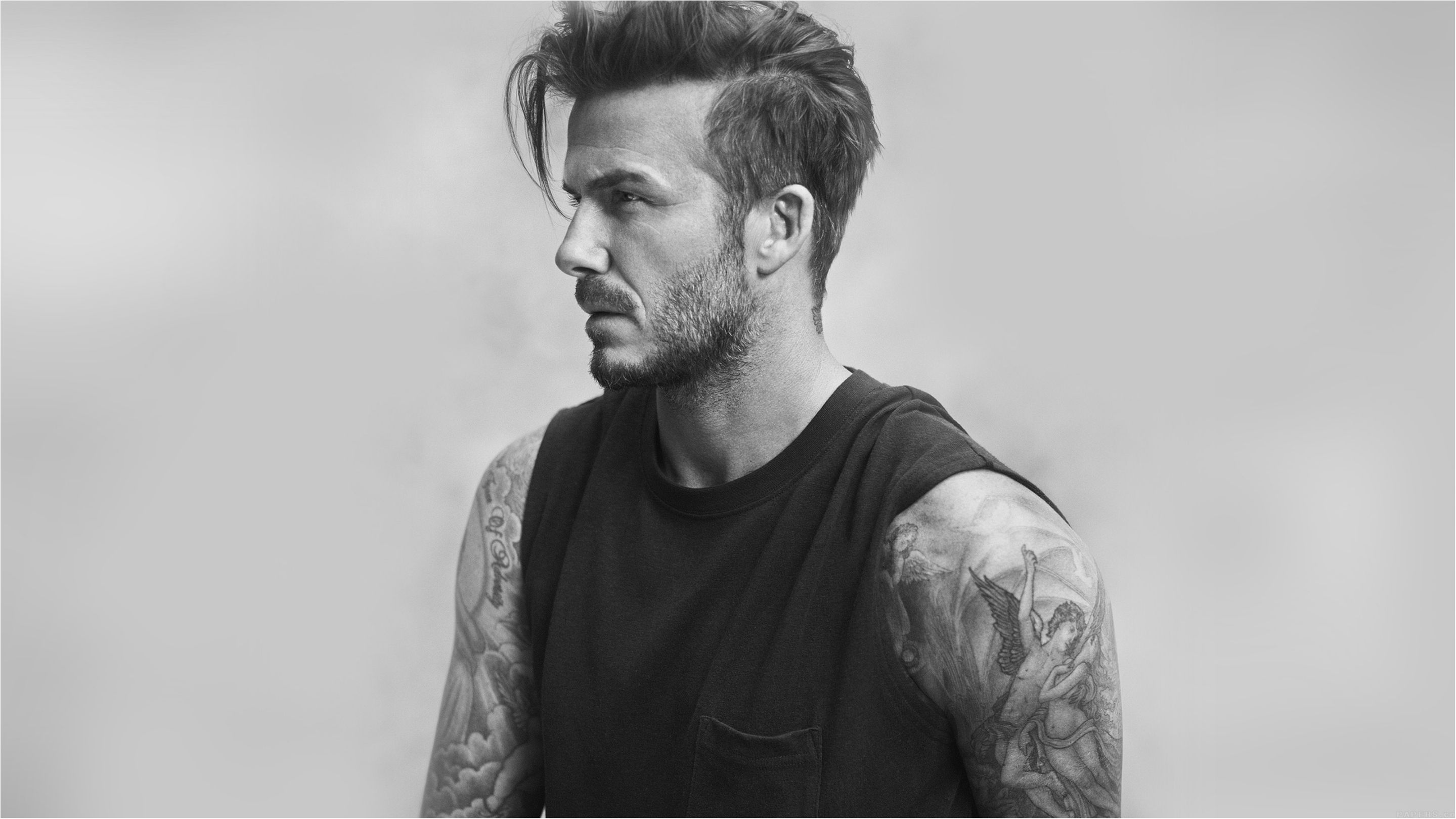 Їх жадають усі! Еволюція найбажаніших чоловіків світу