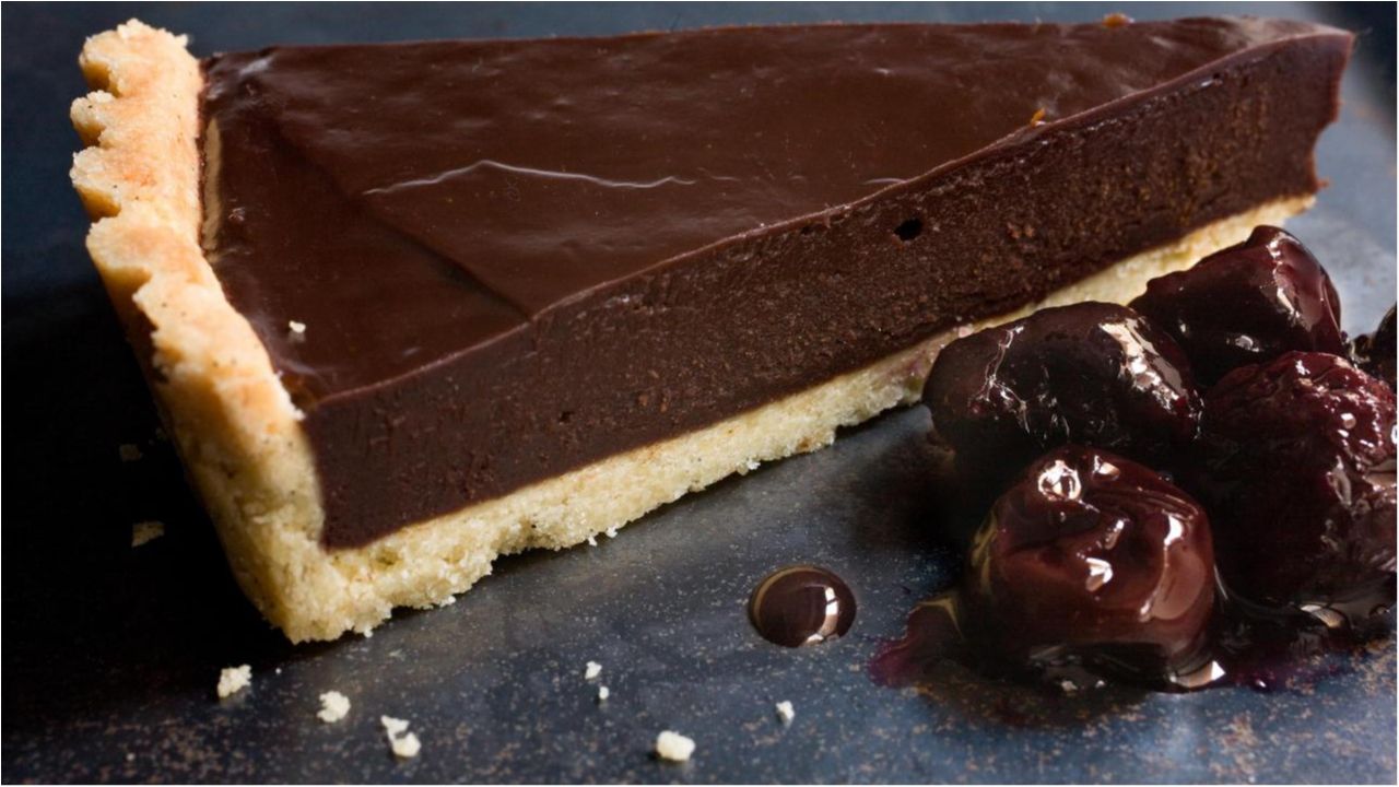 Вчені розповіли, як шоколад може врятувати життя