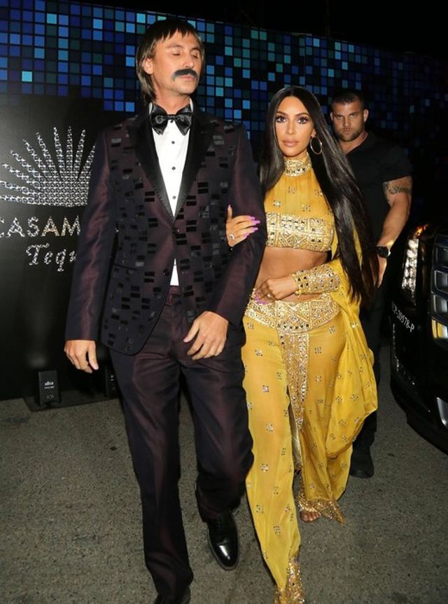 Кім в образі Шер - фото 206091