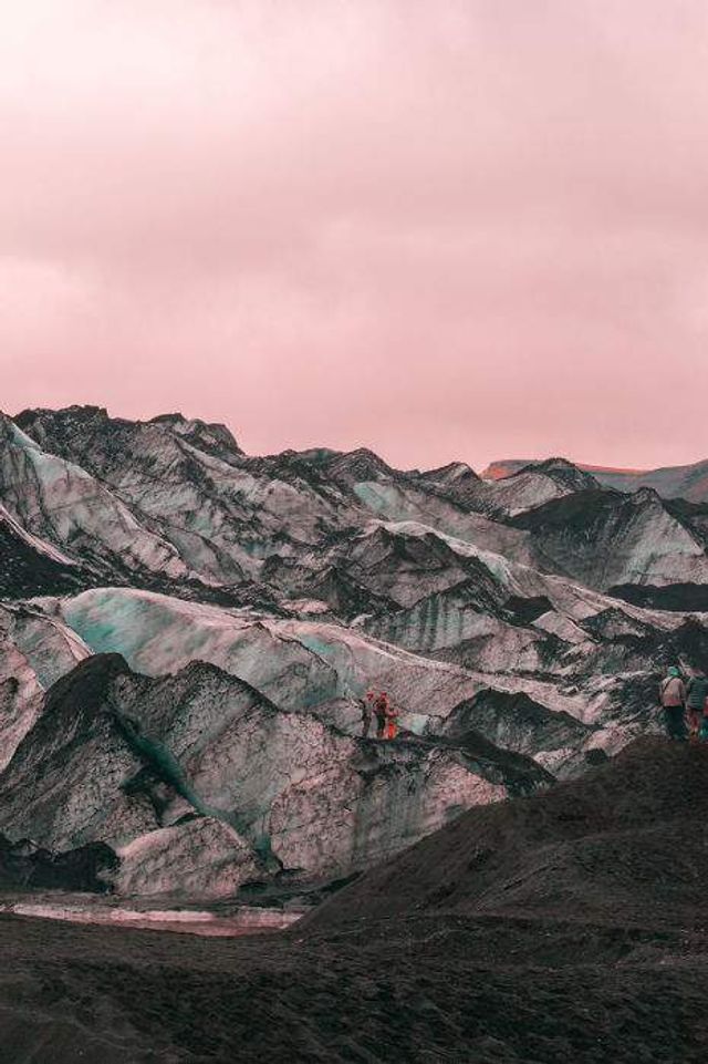 Фотограф показав інопланетні пейзажі Ісландії - фото 206449