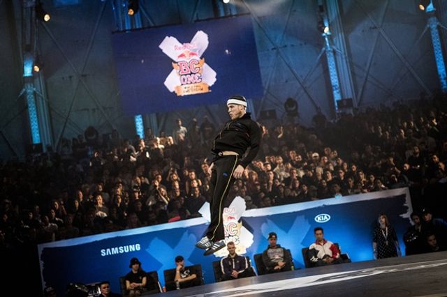 Названо переможця Світового Фіналу з брейкингу - фото 207274