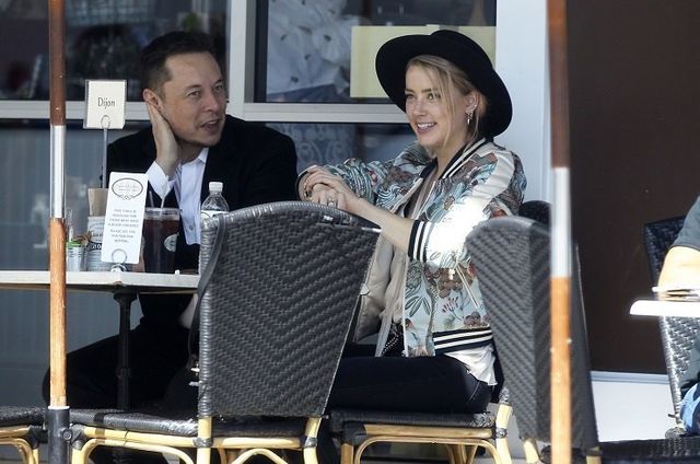 Ілон та Ембер зустрічались кілька місяців - фото 209297