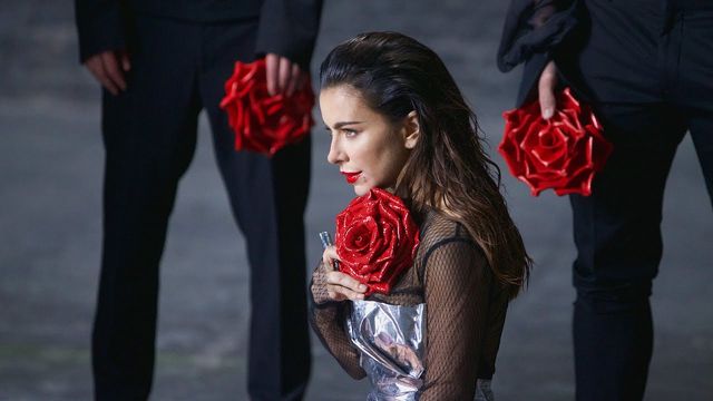 Ще один вихідний день для українців і ностальгійні треки 90-х: 16 листопада у трьох фото - фото 209557