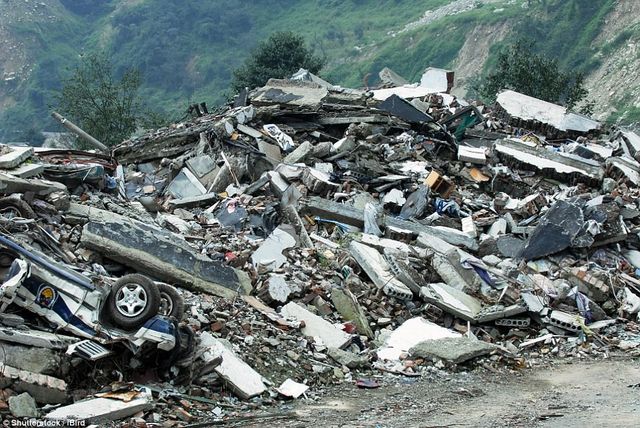 Як виглядає китайське село з фермами на дахах: яскраві фото - фото 206837