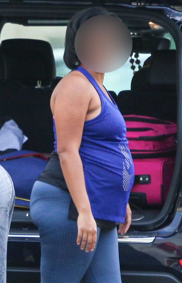 У мережі з'явилися перші фото сурогатної матері дитини Кім Кардашян - фото 211081