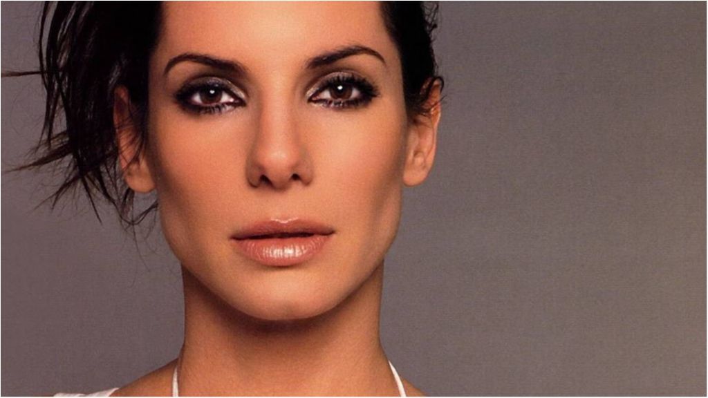 Сандра Баллок змінила імідж і перестала бути схожою на себе