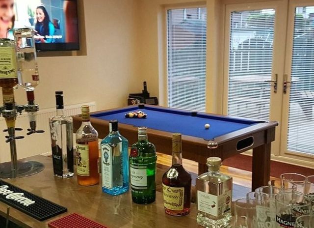 Холостяцькі кімнати, про які мріють чоловіки: ефектні фото - фото 208708