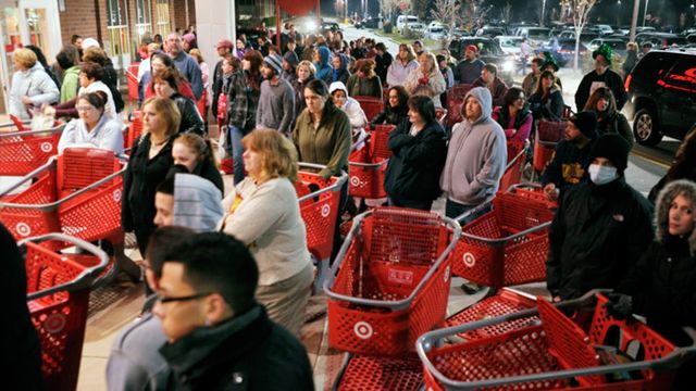 День української мови та чорна п'ятниця: 9 листопада у трьох фото - фото 208062