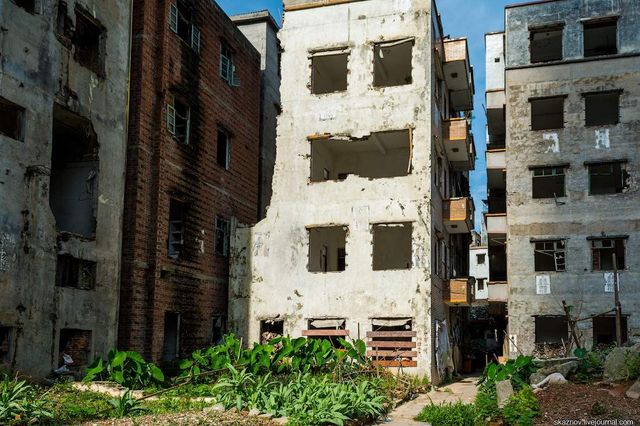 Входів у квартал є кілька - фото 211716