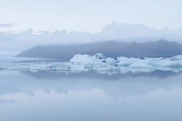 Фотограф показав інопланетні пейзажі Ісландії - фото 206446