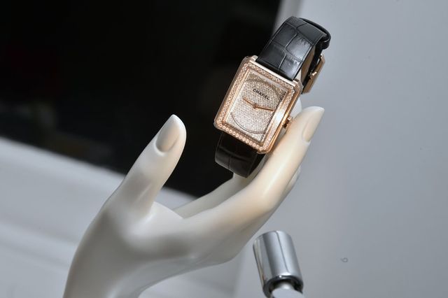 Chanel відкрили жіночий клуб - фото 209492