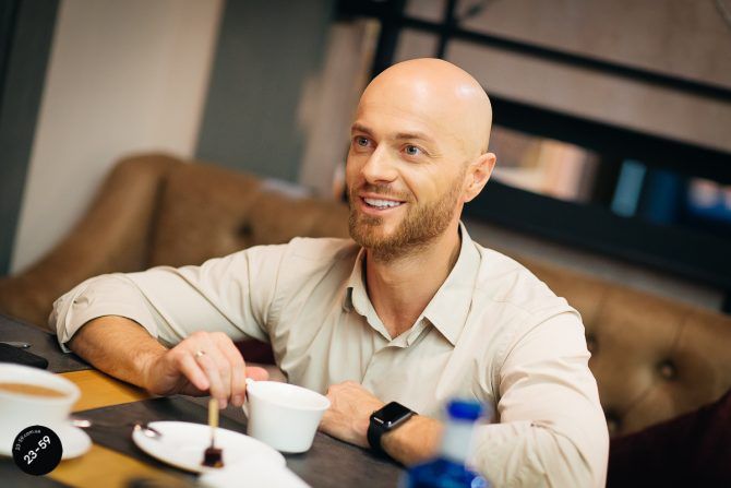 Влад Яма опублікував рідкісний знімок з дружиною