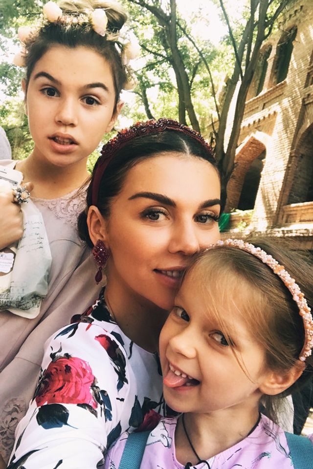 Седакова з дітьми - фото 207717