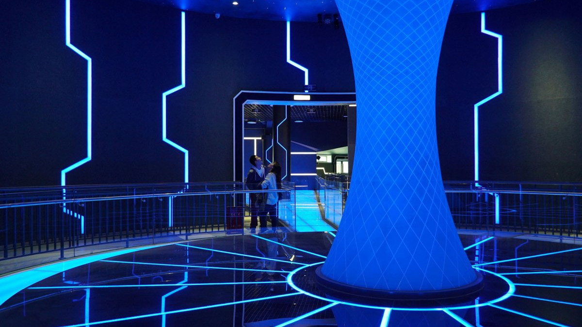 У Китаї добудували перший в світі парк віртуальної реальності - фото 1