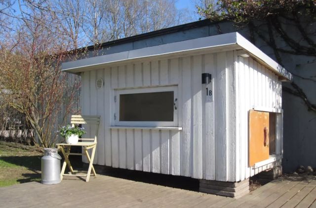 Як виглядає маленький готель в собачій будці - фото 206078